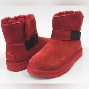 NWOB UGG Womens Bailey Graphic Logo Strap Suede Sheepskin Samba Red 8 #1341025